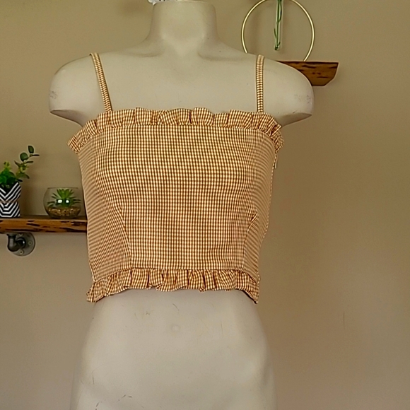 Striped Ruffles Crop Top - Picture 1 of 7